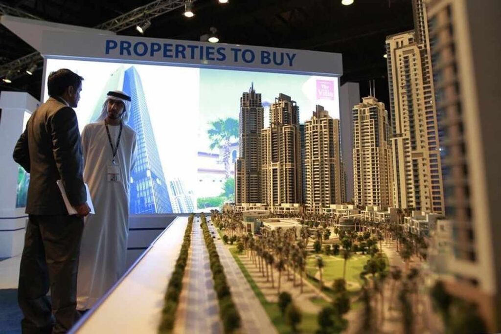 Reasons to Invest in Dubai Real Estate in 2025